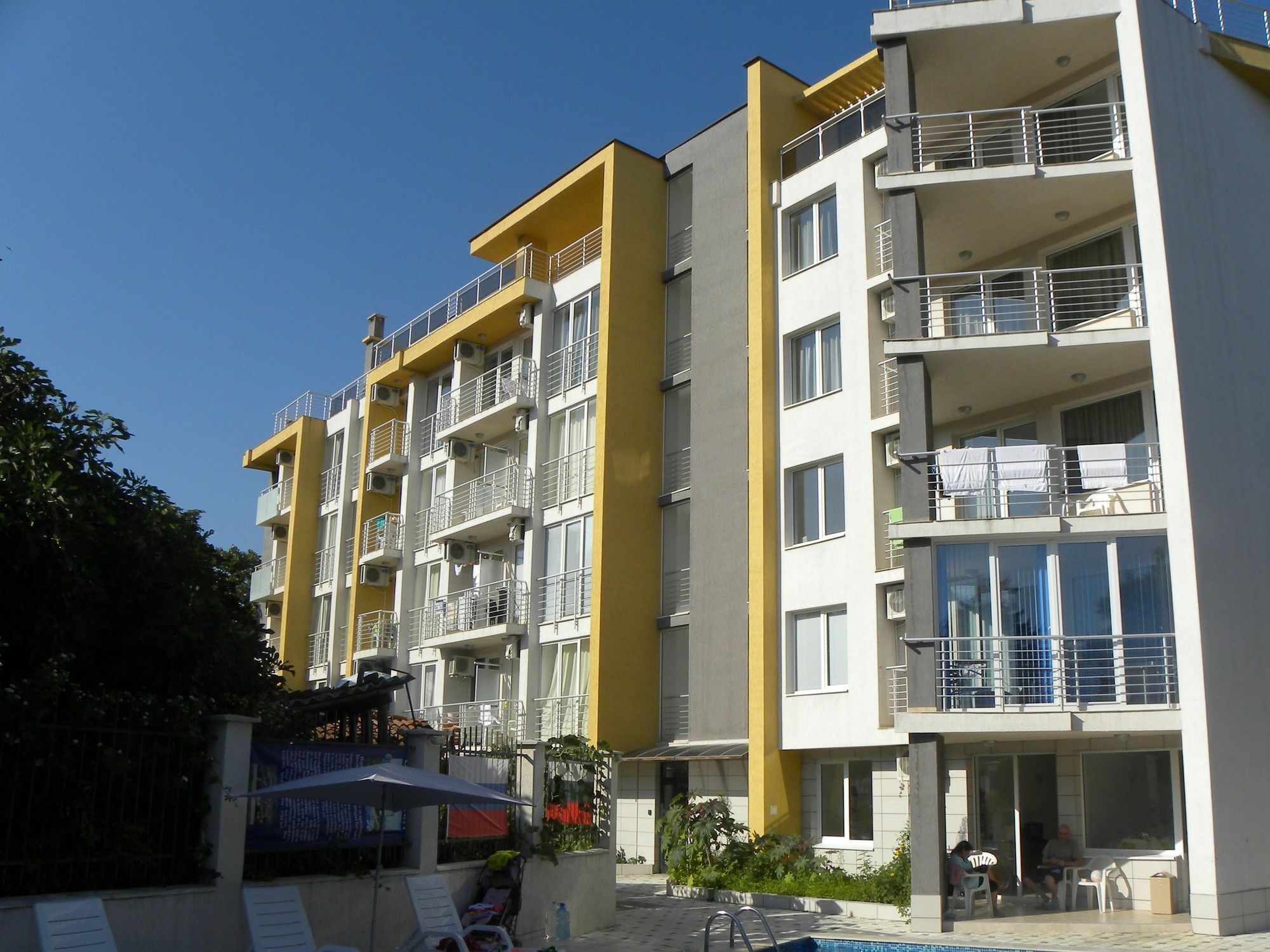 אובזור Apartcomplex New Tawn מראה חיצוני תמונה